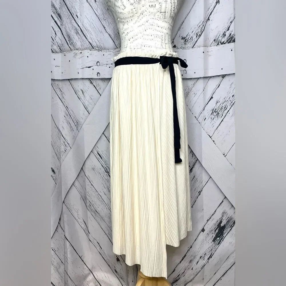 Zara Ivory Wrap Skirt Asymmetric Hem Black Ribbon Belt M